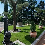 Olive Terrace Lägenhet *