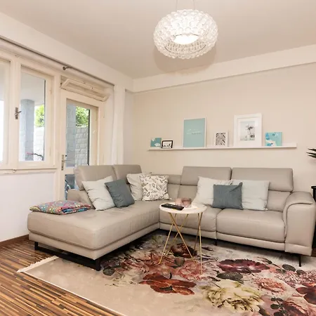 Olive Terrace 아파트 코페르